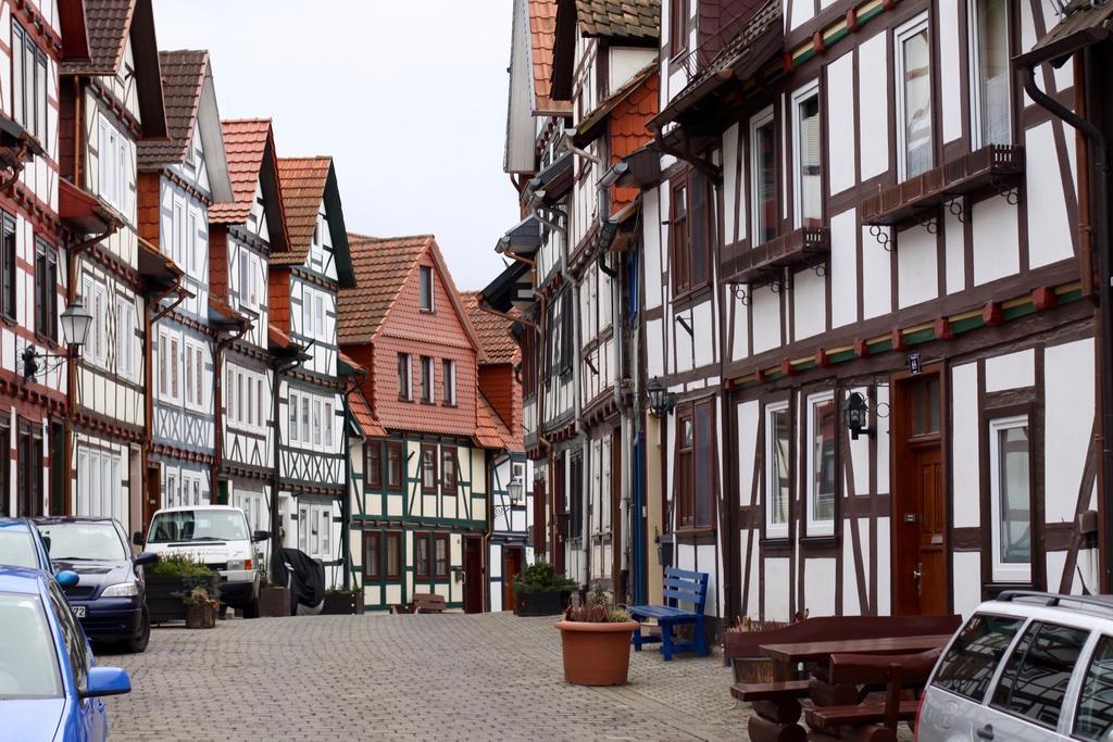 Mittelalterliches Fachwerkhaus Am Diebesturm - Klimatisiert- 巴特索登-阿伦多夫 外观 照片